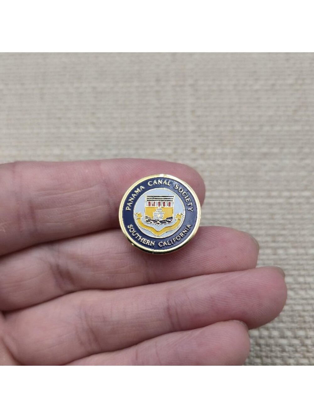 Panama Canal Society Southern California Crest Enamel Lapel Pin A8906